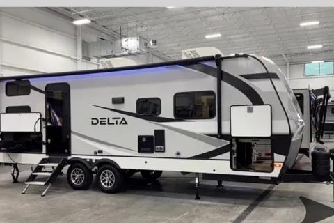 Classy Alliance RV Delta 251BH Travel Trailer LOADED
