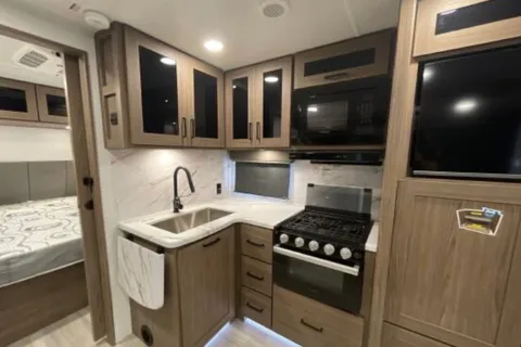 Classy Alliance RV Delta 251BH Travel Trailer LOADED