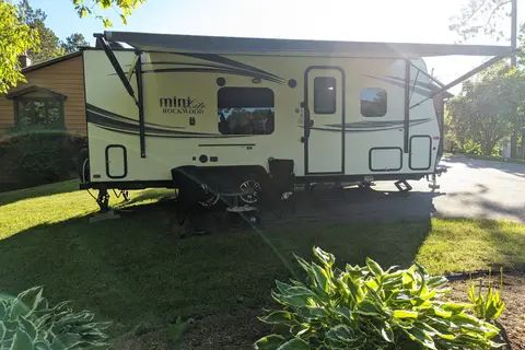 Thomas' Forest River Rockwood Mini Lite Travel Trailer