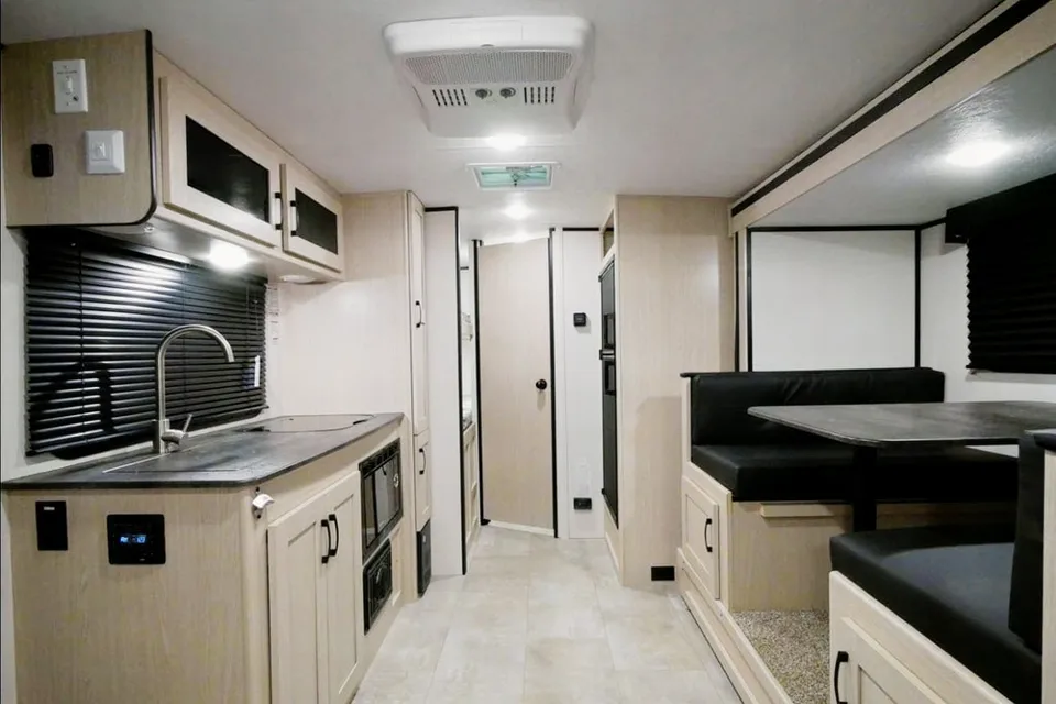 Homie's Coachmen Apex Nano 194BHS Travel Trailer
