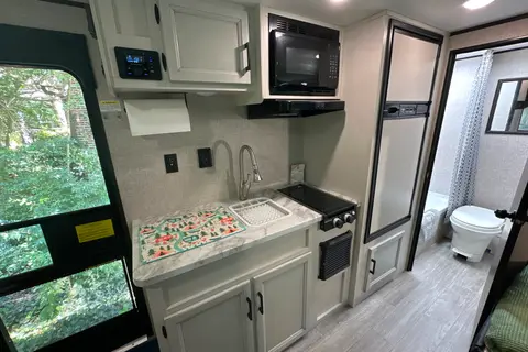 Samantha's Jayco Jay Flight SLX-7 Travel Trailer
