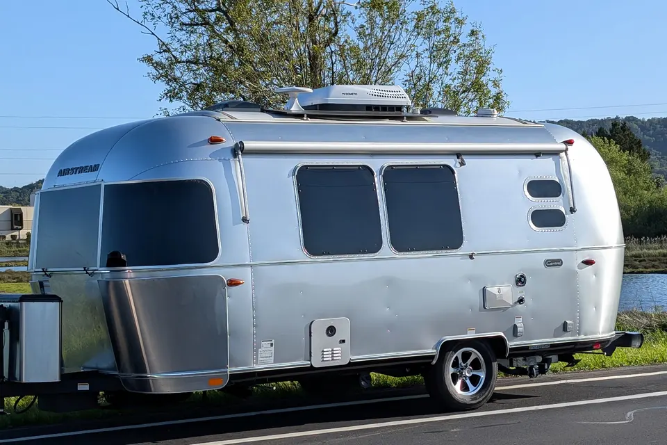 Serguei's Airstream Caravel 20 FB Travel Trailer