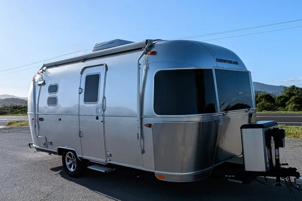 Serguei's Airstream Caravel 20 FB Travel Trailer