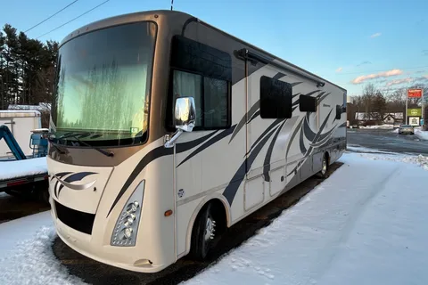 Mike’s Thor Windsport Class A Motor coach