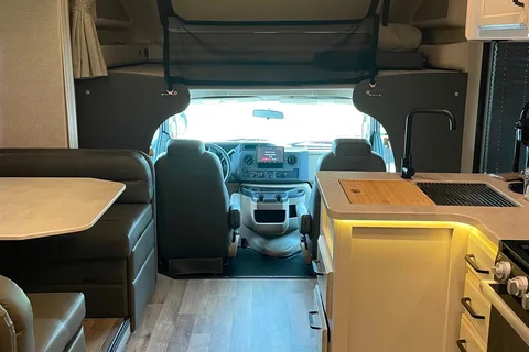 Ustacyia's Jayco Greyhawk 30Z Class C