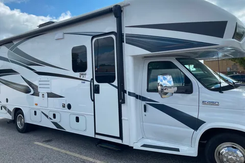 Ustacyia's Jayco Greyhawk 30Z Class C