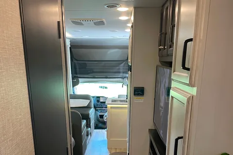 Ustacyia's Jayco Greyhawk 30Z Class C