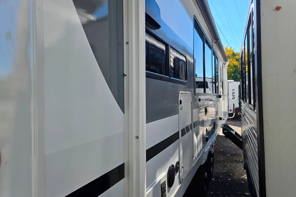 CalvinAngela's Salem View Travel Trailer