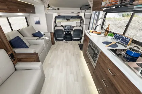 2022 Winnebago View 