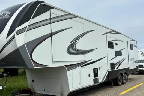 Sobry Farms Grand Design Solitude 3740 BH Fifth Wheel