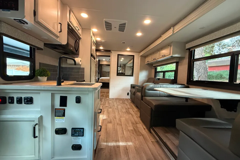 ☀️ Summer Adventure RV – Fully Loaded Greyhawk 30Z 🚐🔥