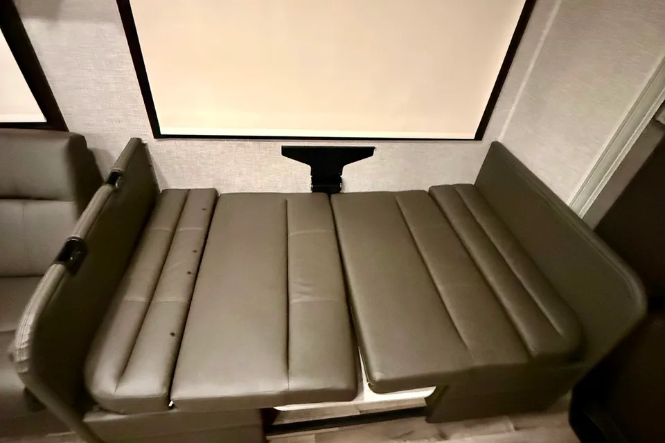 ☀️ Summer Adventure RV – Fully Loaded Greyhawk 30Z 🚐🔥