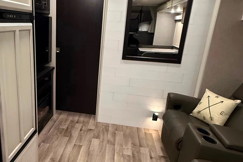 ☀️ Summer Adventure RV – Fully Loaded Greyhawk 30Z 🚐🔥