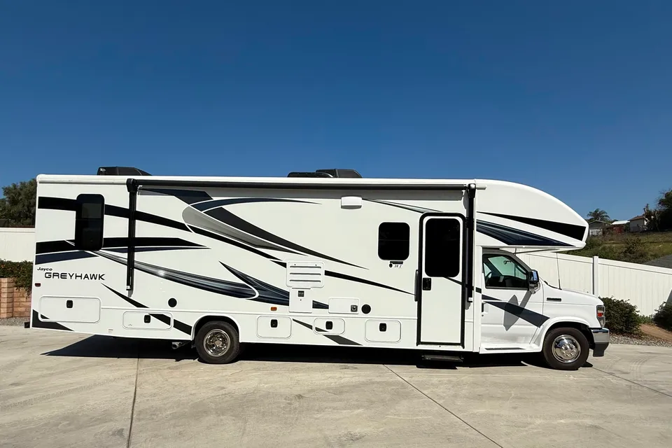 ☀️ Summer Adventure RV – Fully Loaded Greyhawk 30Z 🚐🔥