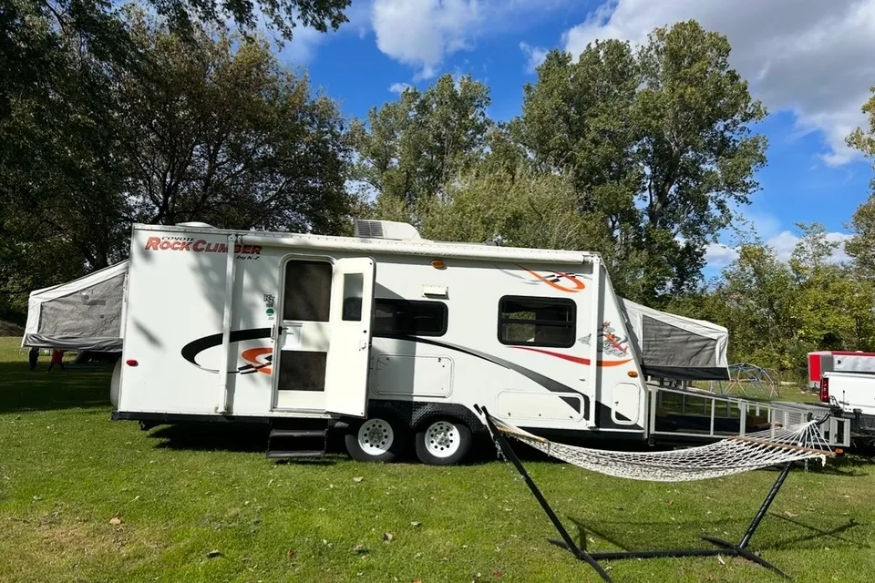 Candice's KZ Coyote Toy Hauler