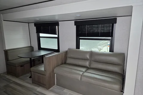 *BRAND NEW**Open Range Conventional 26BHS Travel Trailer*bunk beds*