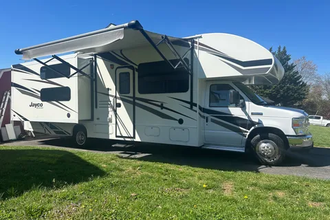 Scott's Jayco Redhawk 31XL Class C