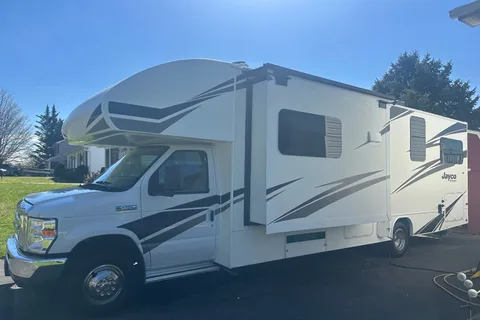 Scott's Jayco Redhawk 31XL Class C