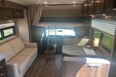 Scott's Jayco Redhawk 31XL Class C