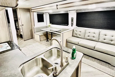 2022 Heartland prowler 303BH Travel Trailer