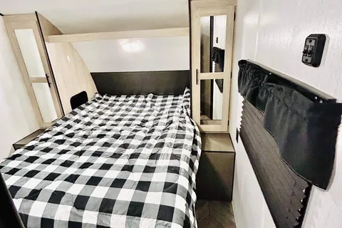 2022 Heartland prowler 303BH Travel Trailer