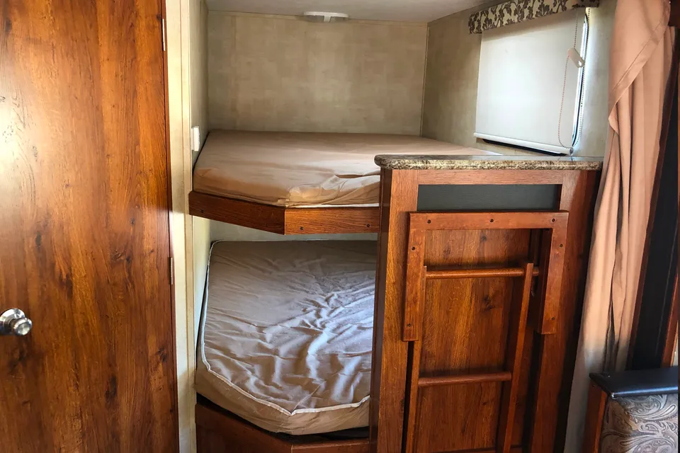 Keystone Hideout Travel Trailer #78