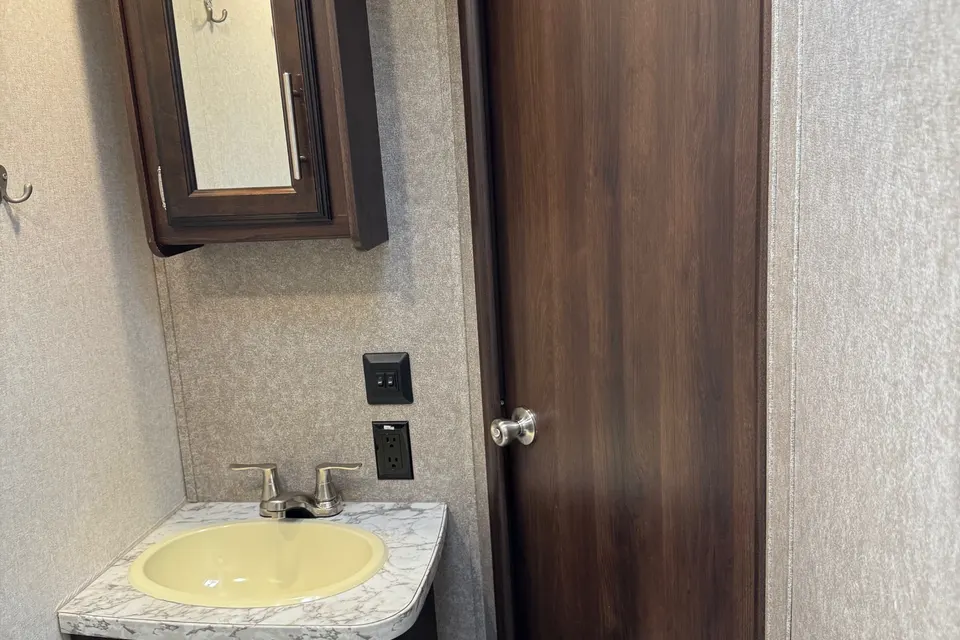 2018 Jayco Jay Flight 25BH (Bunk House) Travel Trailer
