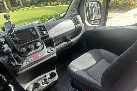 Ray's Winnebago 2022 Winnebago Solis – Sleeps 4 | Easy-to-Drive Camper Class B