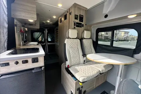 Ray's Winnebago 2022 Winnebago Solis – Sleeps 4 | Easy-to-Drive Camper Class B