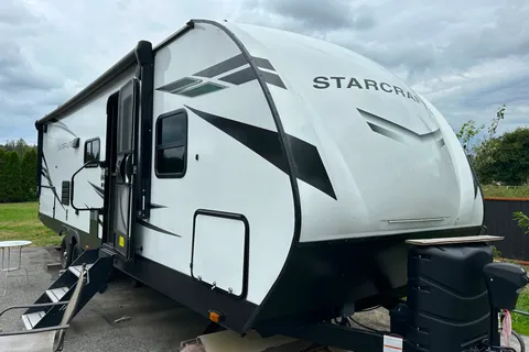 Cabana 2.0 Starcraft 26BHS Travel Trailer