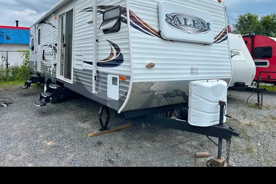 Glenn's Forest River Salem Travel Trailer