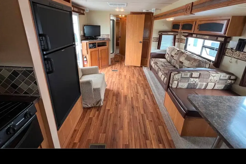 Glenn's Forest River Salem Travel Trailer