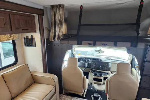 2019 - Forest River Forrester - 3011DSF Class C