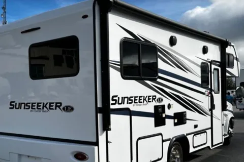SUNNY the Bright Beautiful Sunseeker (Class C)