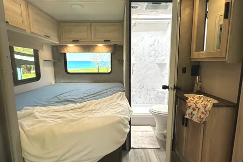 SUNNY the Bright Beautiful Sunseeker (Class C)