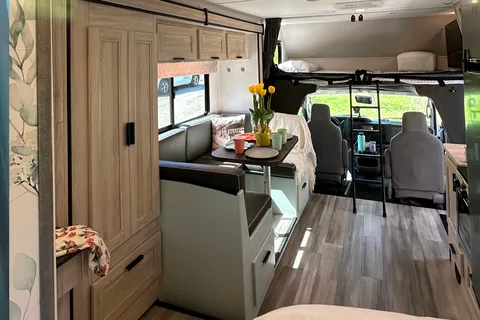 SUNNY the Bright Beautiful Sunseeker (Class C)