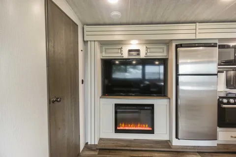 Keystone Cougar 34TSB Travel Trailer