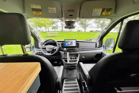 4x4 Moxie Adventure Van, Off-Grid Electric, Heat & AC, Get Outdoors!