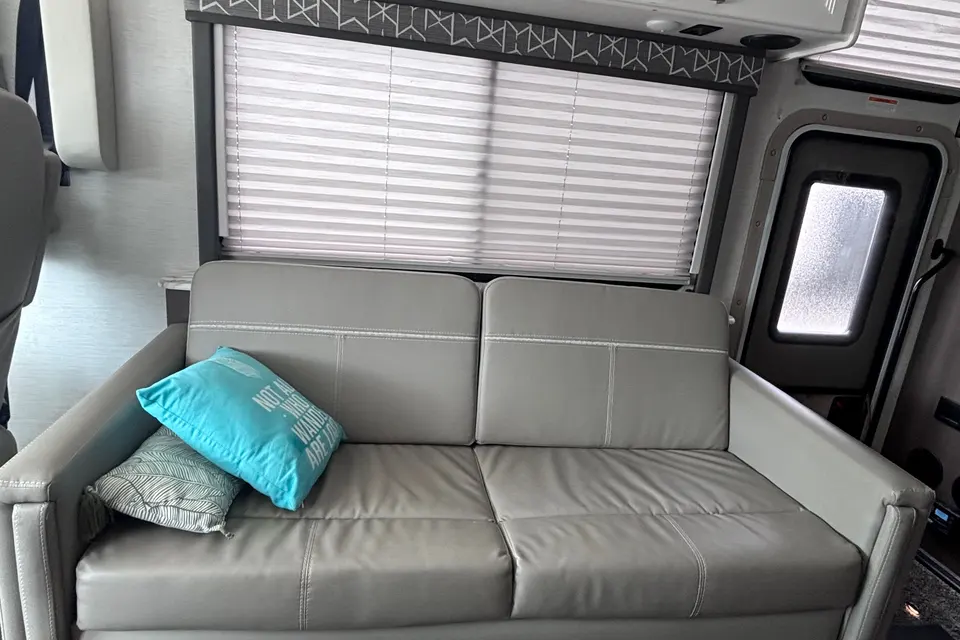 2024 Resonate 33' Class A Family Bunkhouse with Beautiful Interior!