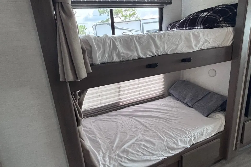 2024 Resonate 33' Class A Family Bunkhouse with Beautiful Interior!