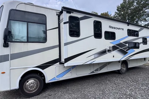 2024 Resonate 33' Class A Family Bunkhouse with Beautiful Interior!