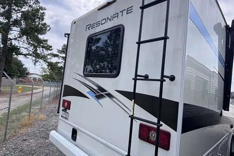 2024 Resonate 33' Class A Family Bunkhouse with Beautiful Interior!