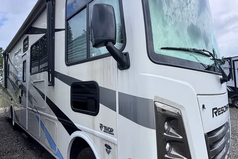2024 Resonate 33' Class A Family Bunkhouse with Beautiful Interior!