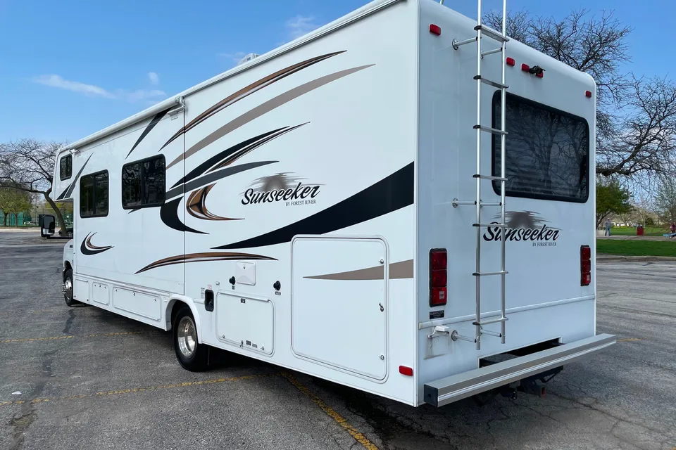 Joseph's Jackpot Joe Adventures (The Vdara) Unlimited Miles SLEEPS 8 #5 Forest River Sunseeker Class C