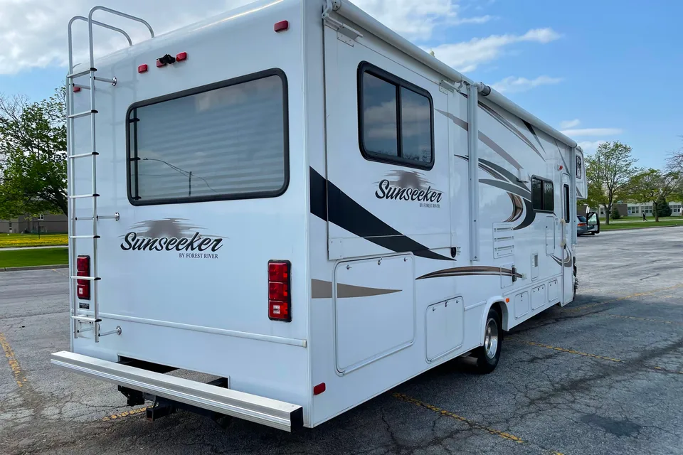 Joseph's Jackpot Joe Adventures (The Vdara) Unlimited Miles SLEEPS 8 #5 Forest River Sunseeker Class C