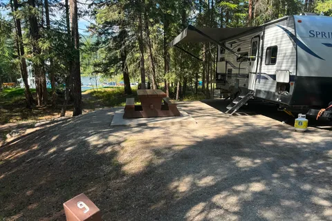 Wayne's Keystone Springdale 2400Bh Travel Trailer