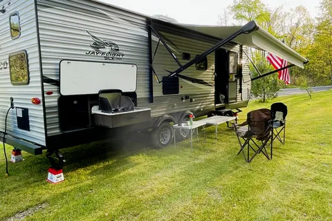 Mikes Jayco 2020 Travel Trailer  (Quemahoning dam delivery special) 