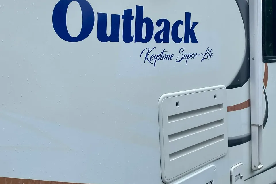 17ft Outback Trailer - Perfect Weekend Escape