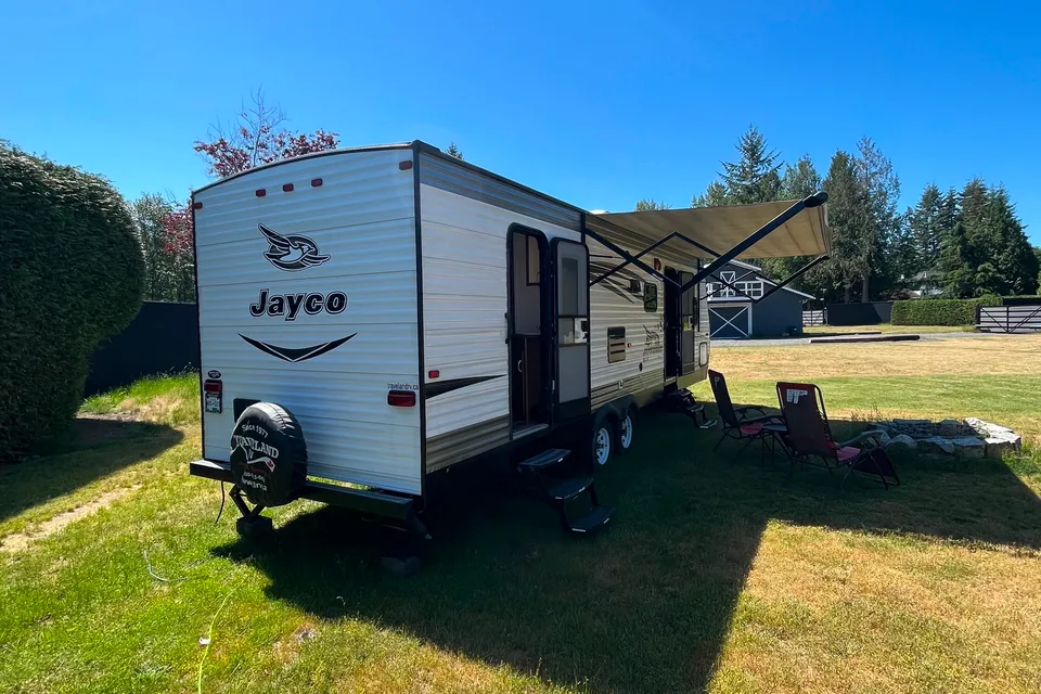 Making Memories: Cozy & Spacious Family Camper