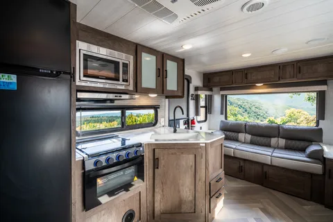 PM Forest River Salem Cruise Lite Travel Trailer